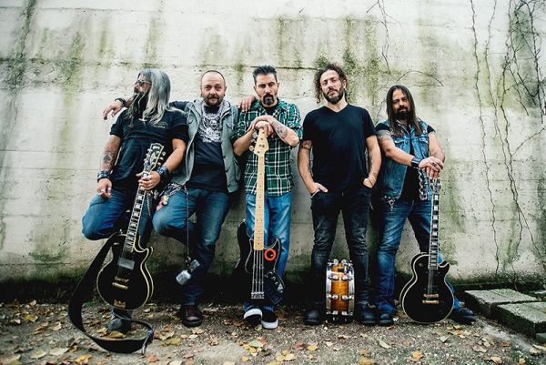 Helly official2 band