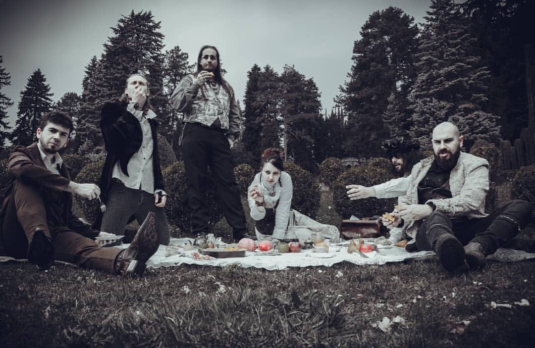 31957340 944388032389349 2162635579655716864 o